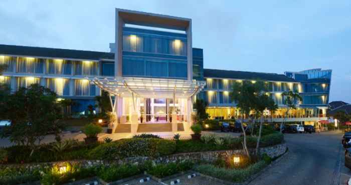 Exterior Emersia Hotel & Resort Bandar Lampung