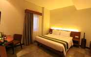 Kamar Tidur 2 Grand Whiz Hotel Nusa Dua