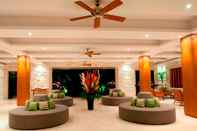 Lobi Grand Whiz Hotel Nusa Dua