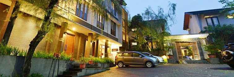 Sảnh chờ Summer Hills Hotel & Villas Bandung