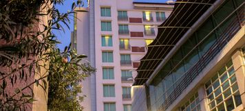 Exterior 3 Grand Surya Hotel Kediri