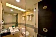 Toilet Kamar Hotel California Bandung