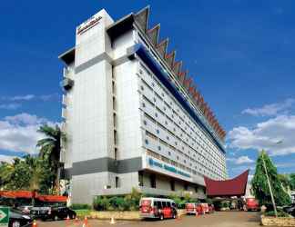 Exterior 2 Danau Toba Hotel International