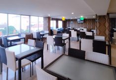 Restaurant 7 Everyday Smart Hotel Malang