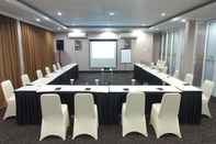 Functional Hall Maven Fatmawati Hotel