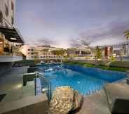 Swimming Pool 2 Crown Prince Hotel Surabaya managed by Midtown Indonesia Hotels