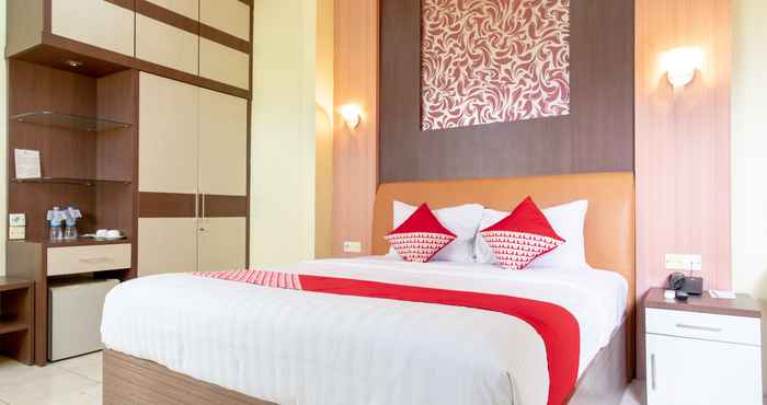 Bilik Tidur Capital O 2023 Medan Ville Hotel