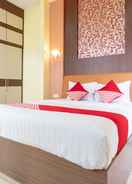 BEDROOM Capital O 2023 Medan Ville Hotel