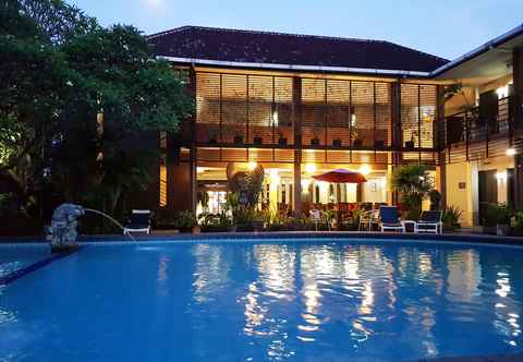 สระว่ายน้ำ Sanur Agung Hotel