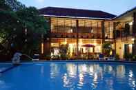 สระว่ายน้ำ Sanur Agung Hotel