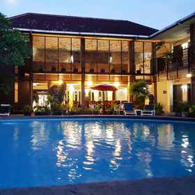 Swimming Pool 1 Sanur Agung Hotel, Renon Square Hotels