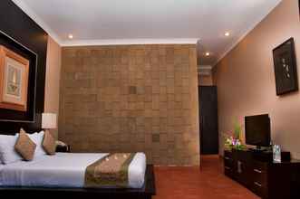 Bedroom 4 Sindhu Mertha Suite