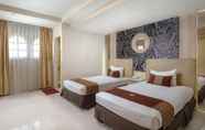 Bedroom 2 Grand Rosela Hotel
