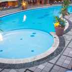 SWIMMING_POOL Travellers Suites Serviced Apartments Medan