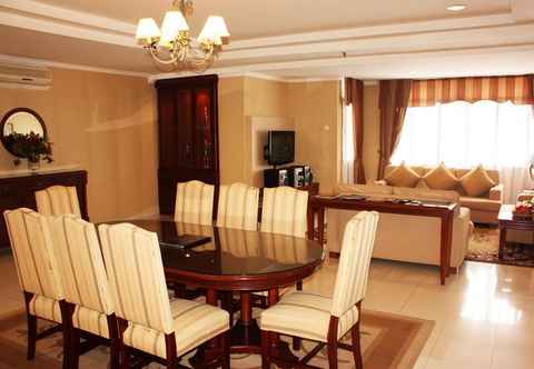 ภายนอกอาคาร Travellers Suites Serviced Apartments Medan