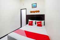 Kamar Tidur OYO 90007 Hotel Djagalan Raya