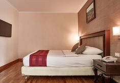 Bedroom 6 Grand Menteng Hotel