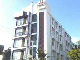 Miracle Hotel, SGD 22