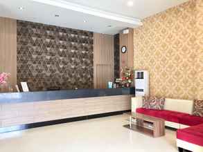 Lobi 4 Miracle Hotel