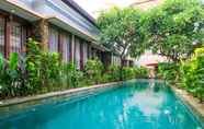 Swimming Pool 2 OYO 2316 The Light Bali Villas