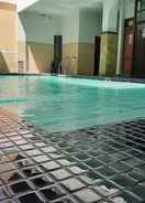 SWIMMING_POOL 