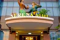 Bên ngoài Serena Hotel