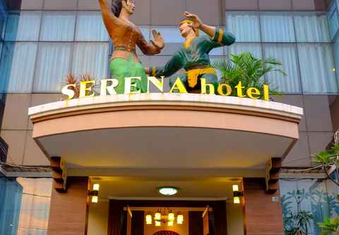 Exterior Serena Hotel