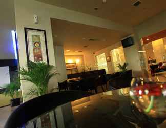 Lobi 2 Grand Cempaka Business Hotel