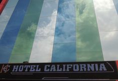 Exterior 3 Hotel California Jakarta