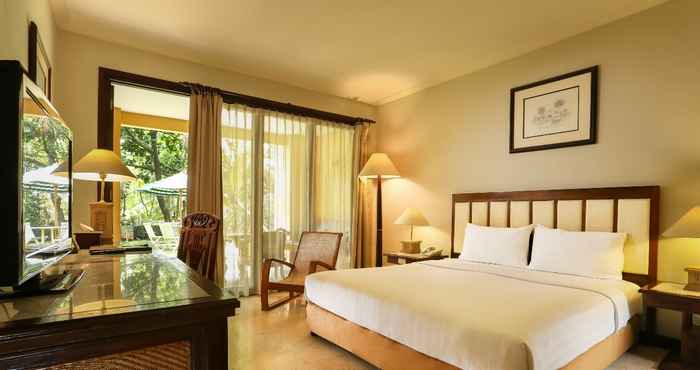 Bedroom Laras Asri Resort & Spa