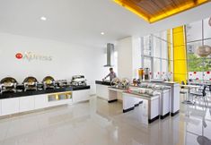 Restaurant 4 Amaris Hotel Dr. Susilo Grogol