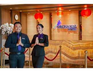 Lobi 2 Hotel Orchardz Industri Kemayoran