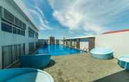 Swimming Pool 7 Royal Jelita Hotel Banjarmasin