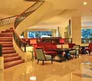 Lobby 6 Aryaduta Manado