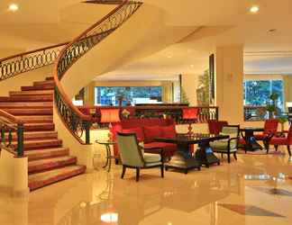 Lobby 2 Aryaduta Manado