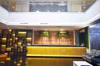 Lobi Hotel 88 Embong Malang By WH