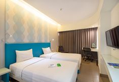 Bedroom 2 Blue Sky Hotel Petamburan