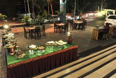 バー、カフェ、およびラウンジ Hotel Grasia