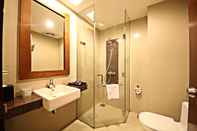 In-room Bathroom Anggrek Shopping Hotel