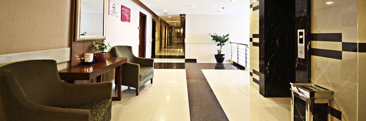 ロビー Anggrek Shopping Hotel