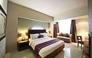 Bedroom 4 Anggrek Shopping Hotel