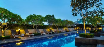 Kolam Renang 2 Hotel Santika Premiere Dyandra Hotel & Convention