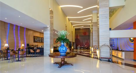 Lobby 2 Grand Artos Hotel & Convention