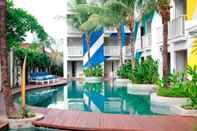 Swimming Pool Bliss Surfer Hotel by Tritama Hospitality