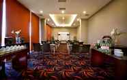 Ruangan Fungsional 5 Fame Hotel Gading Serpong