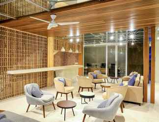 Lobi 2 Cozy Stay Hotel Bali by ARM Hospitality