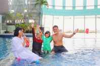 Swimming Pool Horison Ultima Bekasi Hotel