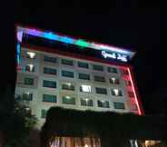 Exterior 6 Grand Zuri Hotel Dumai