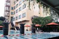 Swimming Pool Grand Zuri Hotel Dumai