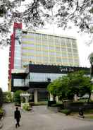 EXTERIOR_BUILDING Grand Zuri Hotel Cikarang Jababeka